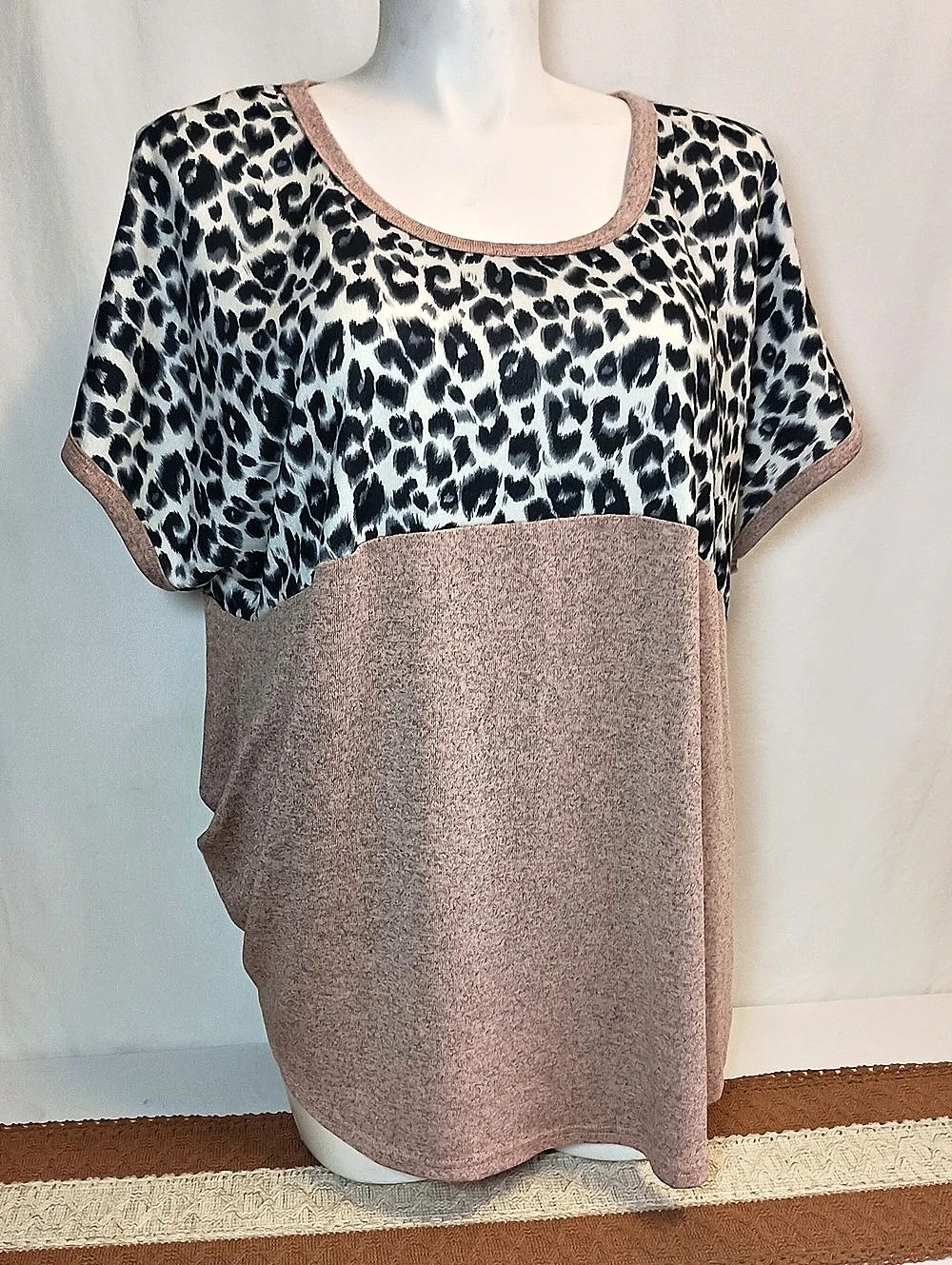 Women's Plus Size 4X Animal Print Blouse Pullover Tunic Casual